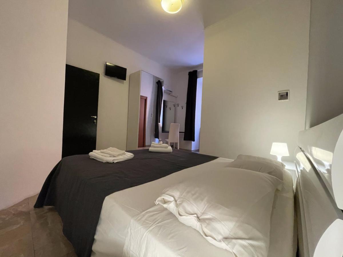 Sleepy Max Hotell Roma Eksteriør bilde